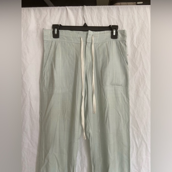 Billabong Light Green Casual beach Pants linen blend Size Medium - Picture 12 of 15